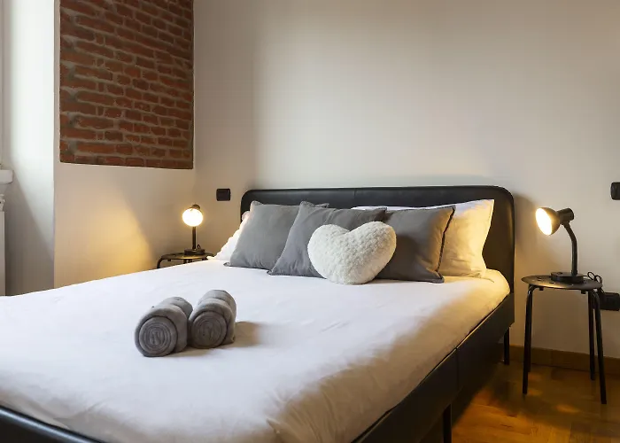 Pit Stop - Navigli * Milão