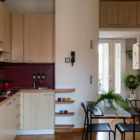 Pit Stop - Navigli * ミラノ