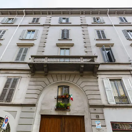 Pit Stop - Navigli * Milaan