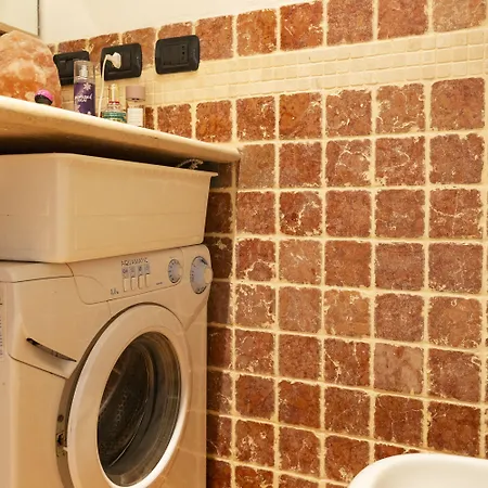 Pit Stop - Navigli * Milaan